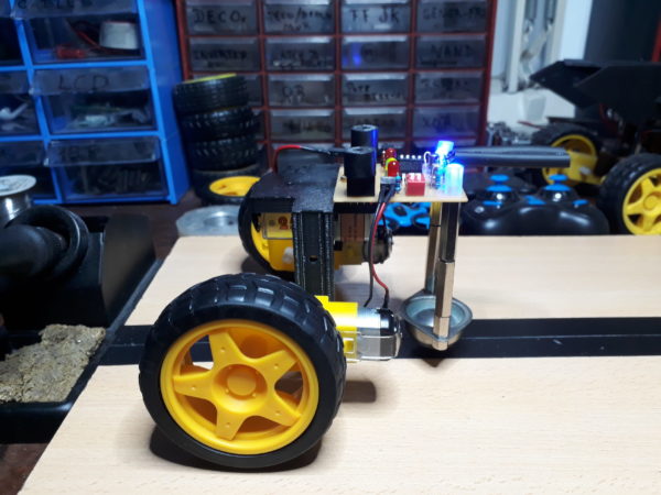 RxD - 1 ROBOT POR 1 DOLAR